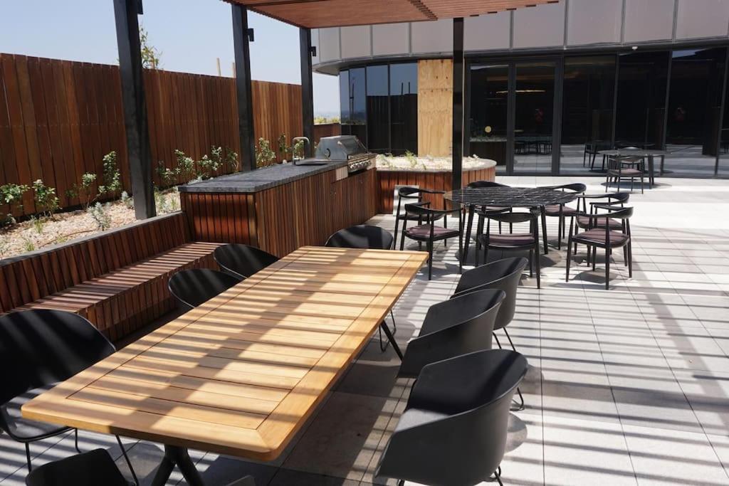 Skyone Lux 2Bed2Bath Aprt In Boxhill And Free Carpark Daire Box Hill Dış mekan fotoğraf